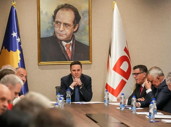 LDK στο σταυροδρόμι, θέση ή αναχώρηση του προέδρου;