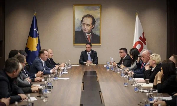Νέες εξελίξεις στο LDK: Ο Abdixhiku καλεί τα μέλη του κόμματος τη Δευτέρα στη συνεδρίαση