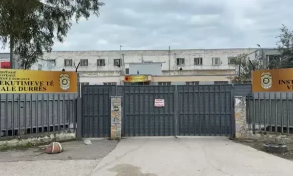 Ucieczka Altina Ndoca, dyrektor więzienia Durres zwolniony