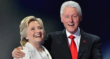 Bill in Hillary Clinton nočeta pričati v kongresu o Epsteinu.