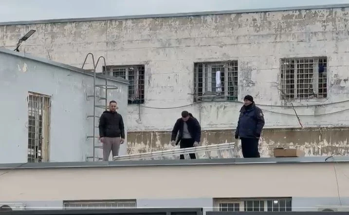 Ucieczka Altina Ndociego, policyjne punkty kontrolne i blokady drogowe na kilku osiach ulicznych, środki bezpieczeństwa w areszcie Durresa