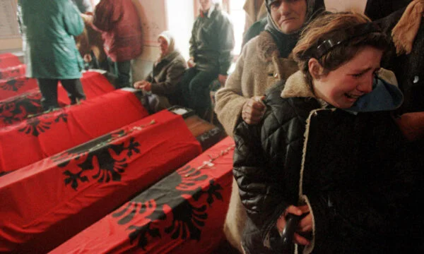 Kosovo 역사를 변경한 Massacre