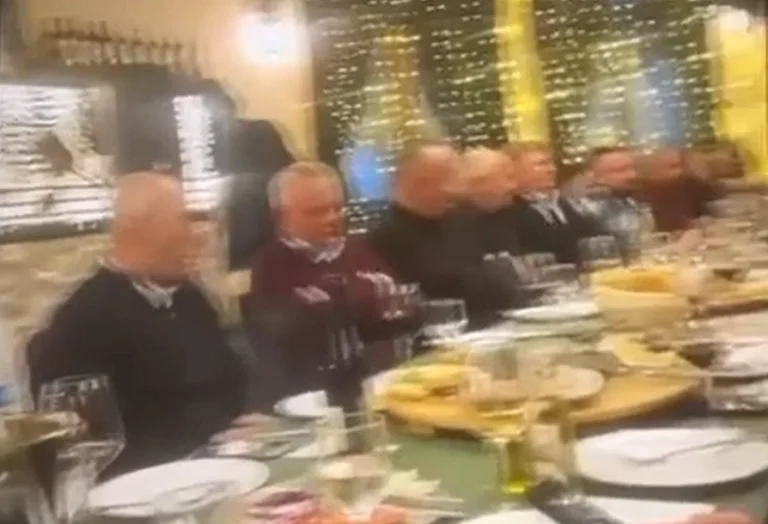 VV και AAK γιορτάζουν μαζί στην Junik, είδε επίσης Ramush Haradinaj