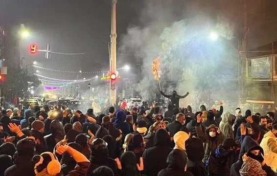MEPJ는 이란 알바니아에 전화 : 조심, 외교 대표와 접촉