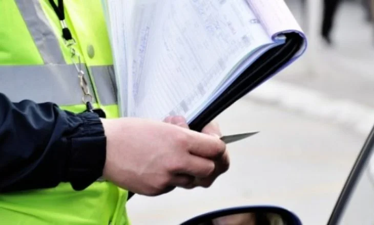Policja Kosowa na 24 godziny ogłosić 1000, 800 grzywien drogowych