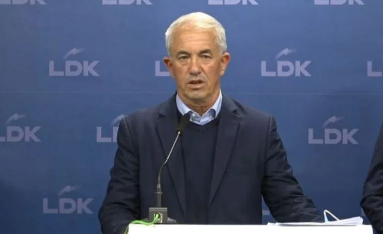 Burmistrz Dragash: Ci, którzy robią pułapki i zdradzają LDK zapłacą rodzinie