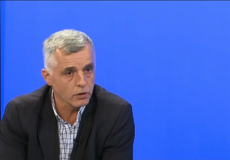 Klink: הישגיו לאחר המלחמה של קוסובו הוא האשים ת'צי