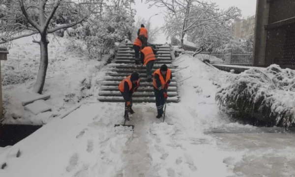 Pristina kommun vädjar till ökad vård under regn, snö