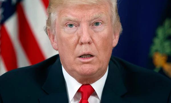 Trump: Utan USA är Nato maktlöst. Ryssland hade invaderat Ukraina.