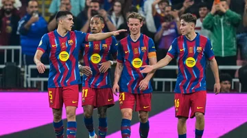 Barcelona decson Atl. Bilbaon, w finale Supercup, czeka na jedną z drużyn Madrilene.