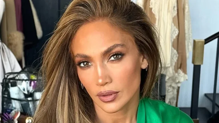 Jennifer Lopez får reda på vad hon förväntar sig av sin framtida partner: Kärlek är en komplicerad sak.