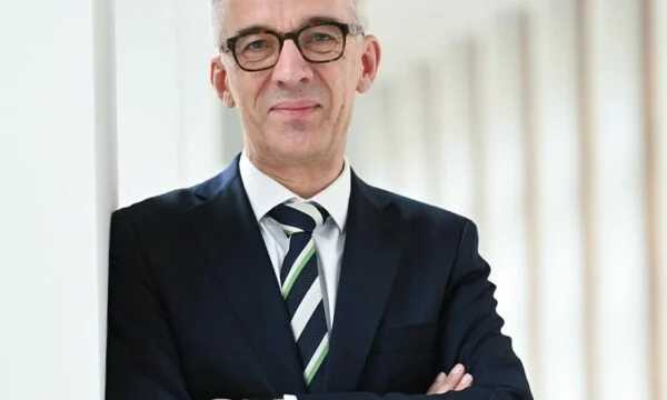 שגריר גרמניה מצפה לממשלה חדשה <x0 מחויבות חזקה לדיאלוג עם סרביה”