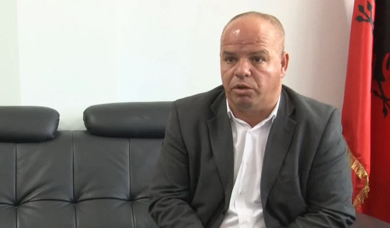 ראש Rahovec לשיטפונות של היום: מכון הידרומטאורולוגי נכשל