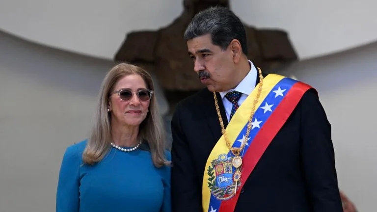 Maduro hustru, som Flores, accepterar inte anklagelser om narkotika