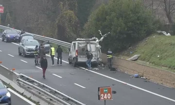 Rop kot v filmih v Italiji, avtorji prejmejo 400.000 evrov od “slepa” z denarjem sredi avtoceste