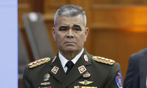 Försvarsminister Venezuelas söker Maduro: De flesta av hans säkerhetsteam dödades.