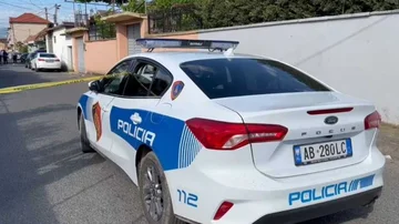 Tragedija v Orikumu je sumila, da je moški ubil žensko za sabo.