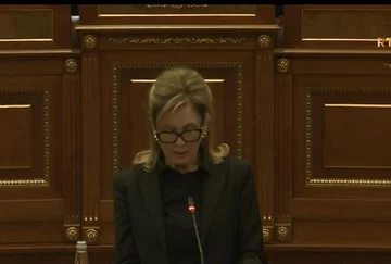 Dacijeva hči: Oče je živel dostojanstveno in posvetil svoje življenje znanju in Kosovu