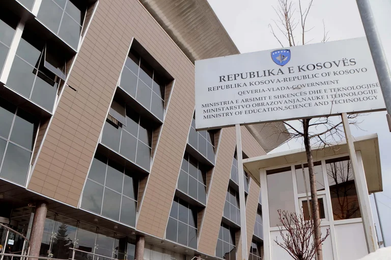 15 fős törvény a MAST-nál, amit a tisztviselők gyanítanak