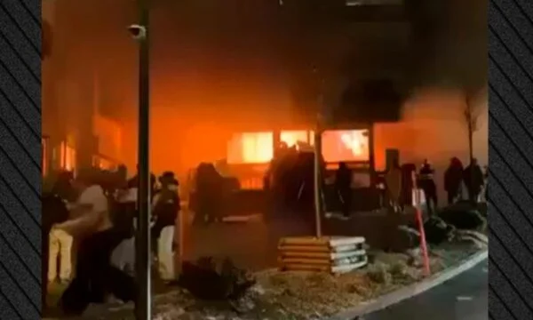 Sprängning i en bar i Schweiz: Över 100 närvarande, några döda och många skadade