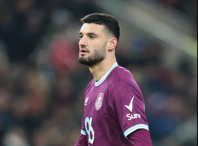 Burnley wordt verslagen door Newcastle, goed uitzicht op Bro