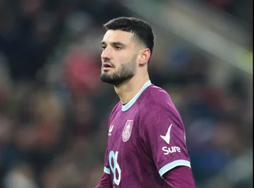 Burnley zostaje pobity przez Newcastle, dobry widok na Bro