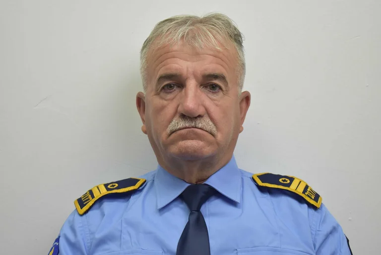 Kosovos polismedlem dör, Union Expresses Comfort