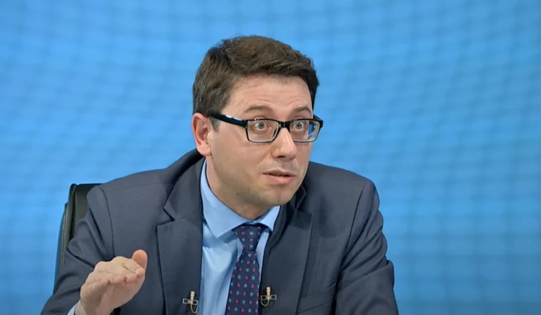 “Gardian” VVC je tukaj naveden z glasovanjem.