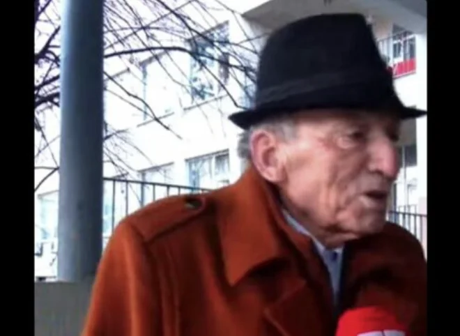 Gepensioneerde uit Pristina: Wie wint, laten we gaan.
