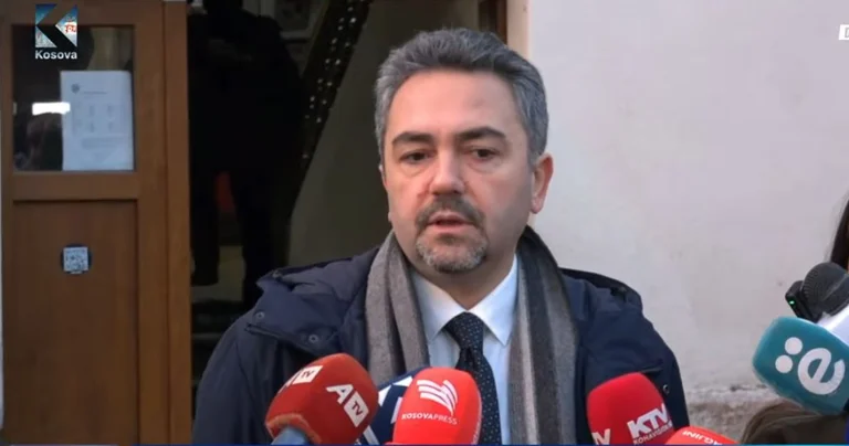 CEG-leider Kreshnik Radoniqi laat
