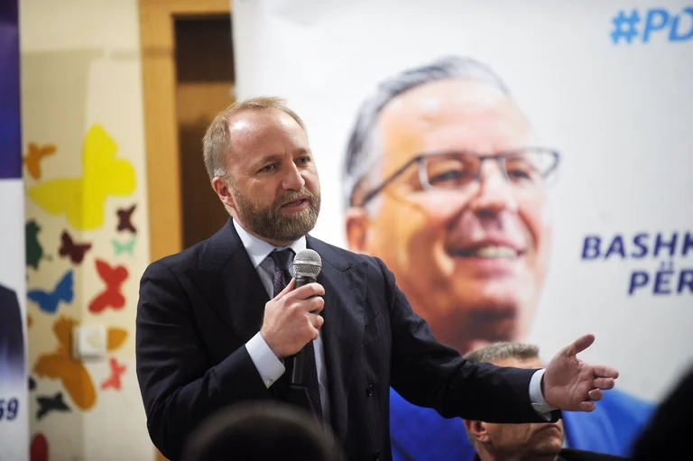 Tahiri: Morgen geeft de burgerunie Kosovo een nieuwe richting