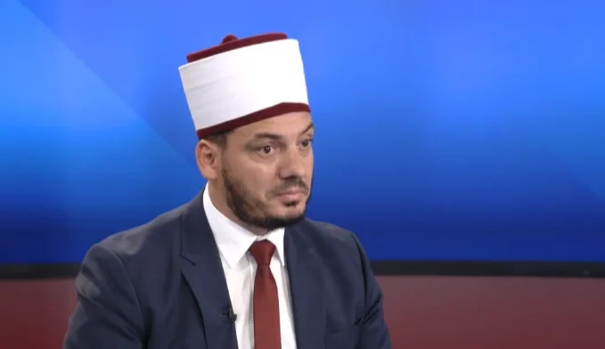 Dhuna nga hoxhë Mjekiqi, kryeimami i Obiliqit: E dashura, e ç’dashura, kjo është tendencioze