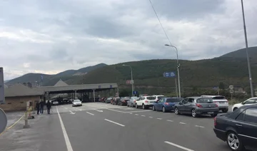 대기 중 3 ~ 10 분, Kosovo 국경 지점에서 정상 순환