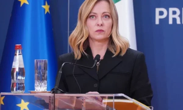 Mellon: Hormuzov preliv se mora ponovno odpreti brez davka ali omejitve