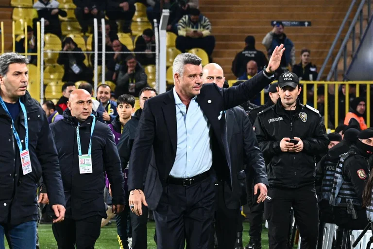 De president van Fenerbahces is vrijgelaten, die werd gearresteerd voor drugs!