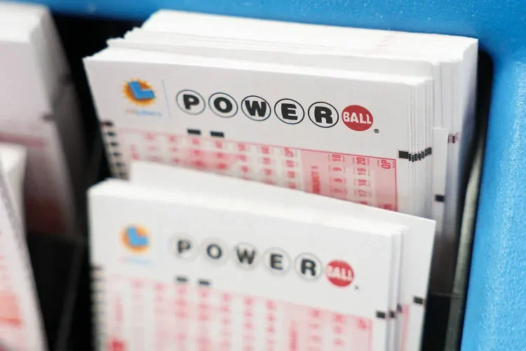 Burger wordt een miljardair met Kerstmis, wint Jackpot van $1,8 miljard.
