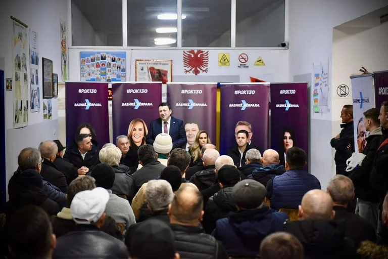 Molliqi zei ja tegen de PDK en Bedri Hamza.