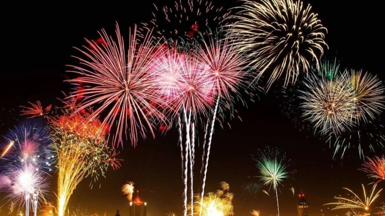 Drenas verbiedt het gebruik van pyrotechnische instrumenten in openbare ruimtes, dus prima als de beslissing wordt geschonden