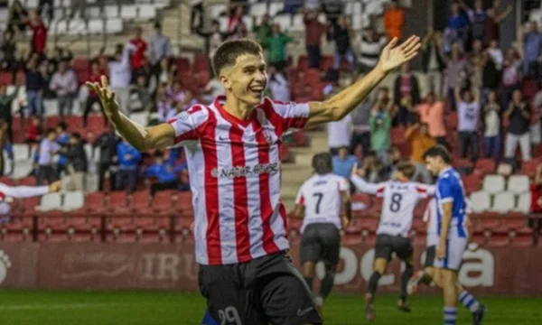 Real Madrid bereikt 19-jarige Midfielder overeenkomst