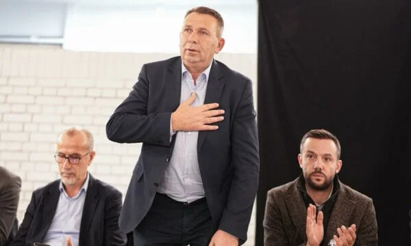 “Till Bedri Hamzas PDK, Ilirida är alltid komma till fots”, Nundman Rama för möte i Mitrovica stadsdel