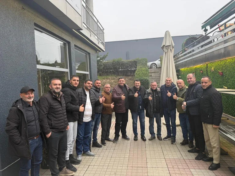 Бека в Призрен: С колеги бойци и мир мобилизиран за голяма победа