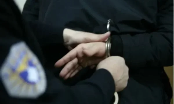 Politieevenement: Dit is de voormalige minister die gearresteerd is.