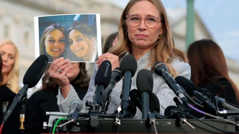 Bestanden gedetecteerd: Epstein's zus beschuldigde de mishandelingen 27 jaar geleden, de FBI was stil.