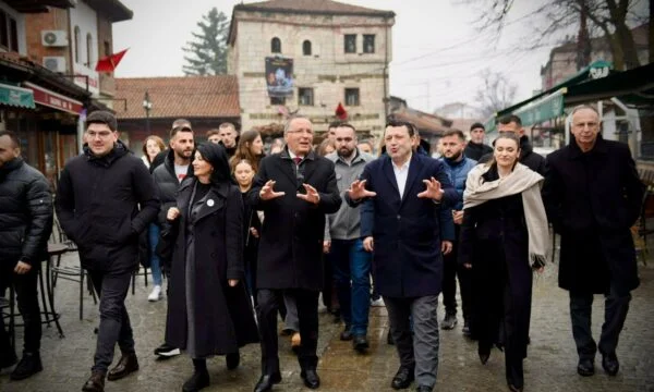 Хайдар Беча: С гостуващия премиер днес проведохме многобройни срещи в Гякова, подкрепата беше изключителна