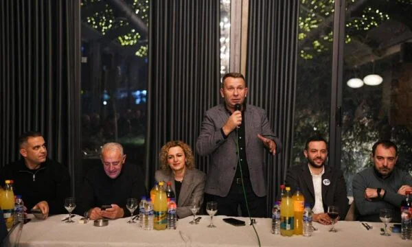 Rashman Rama w Vushtrri: Tu jednogłośnie zaoferowano wsparcie dla Bedri Hamza