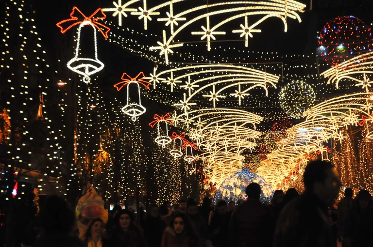 Lights on the “Zahir Pajaziti” участва в прогреса на Lumir Abdixhiku в Рама