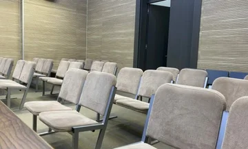 כוסות של גניבת קפה וביקון נכשלות