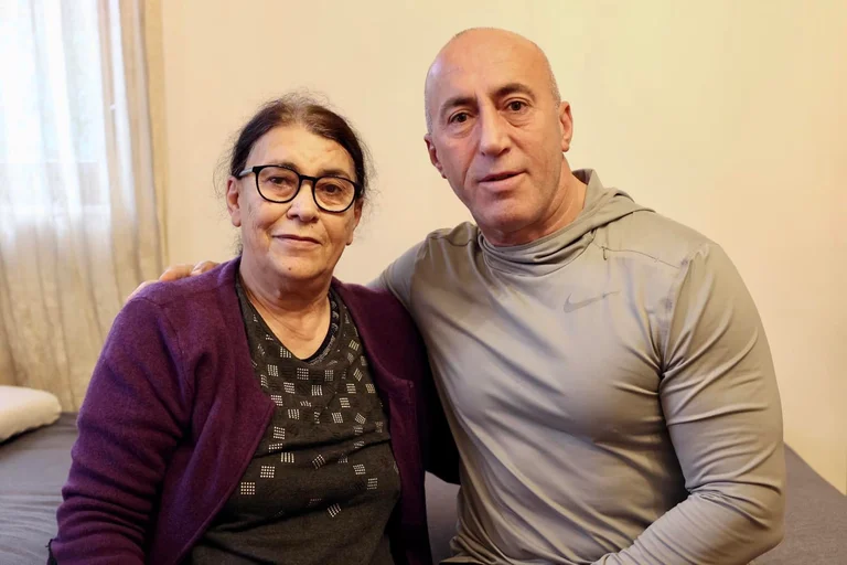 Haradinaj: Co jest złego w tym, że moja matka żyje?