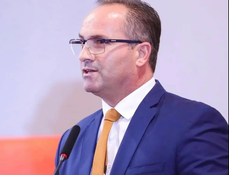 Krasniqi: Varapääministeri Fatmir Limaj käynnisti vuonna 2018 energiauudistuksen