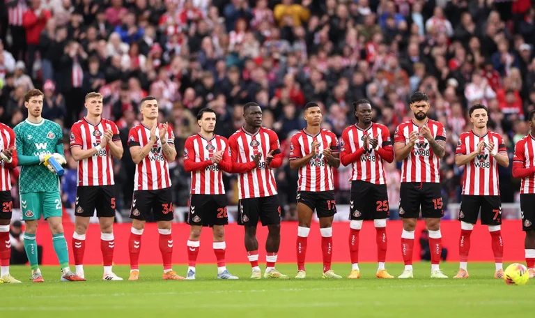 Fantastista, Grann's Sunderland Jaka voittaa derby Newcastle